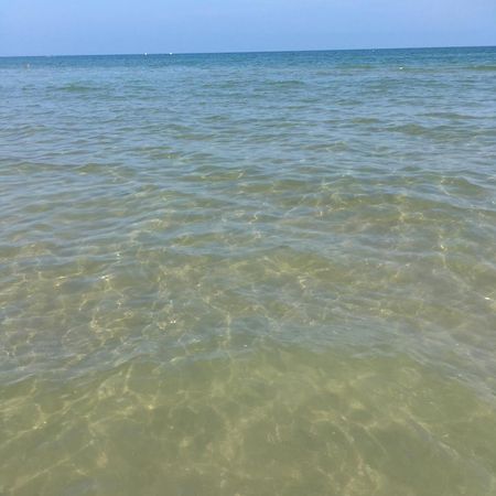 Appartamento Fronte Mare Rimini Buitenkant foto