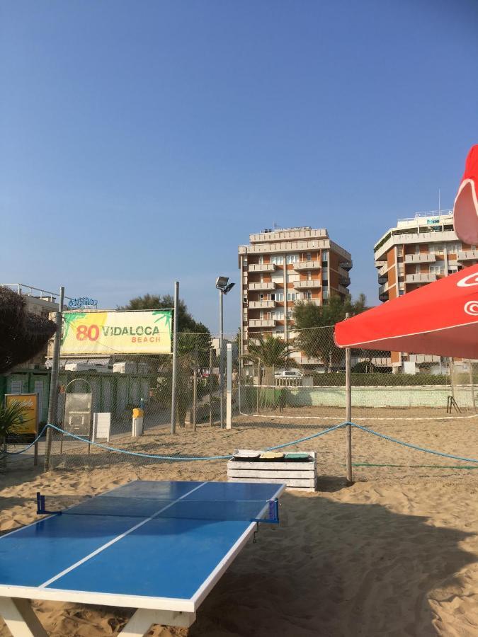 Appartamento Fronte Mare Rimini Buitenkant foto
